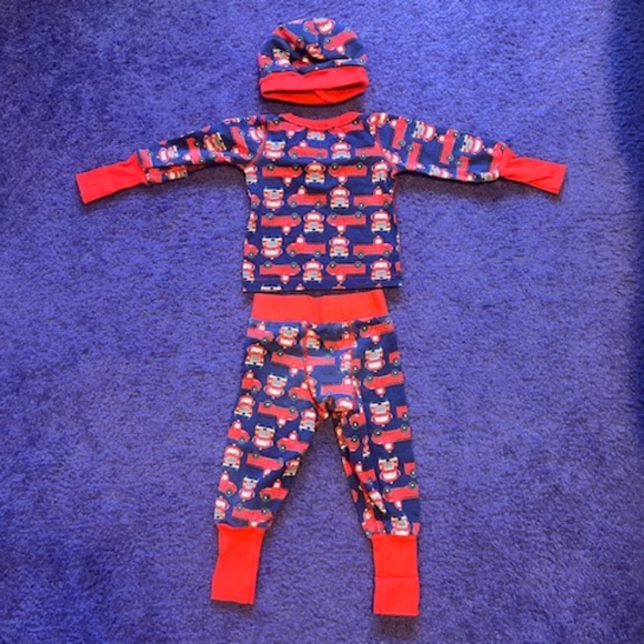 Mud pie red fire truck matching set - Pants, shirt and hat - 6-9 M - Picture 1 of 5